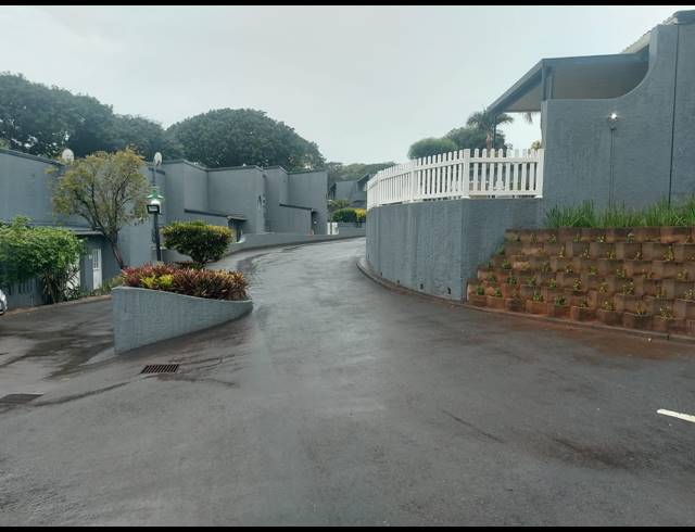 3 BEDROOM TOWNHOUSE TO LET IN SUNNINGDALE